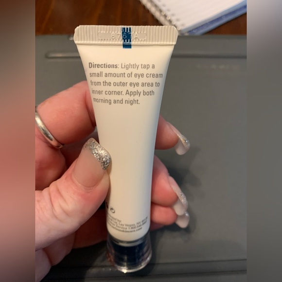 Serious skin care, anti-aging time released retinol eye cream .5 fl oz - Picture 5 of 5